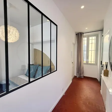 L'isnard 1er - Au Coeur Dantibes Appartement